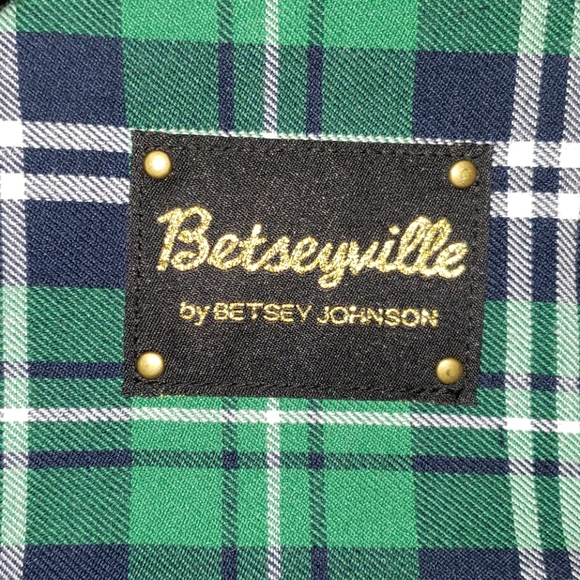 Super Cute Plaid Betseyville by BJ Makeup Bag - Picture 6 of 6
